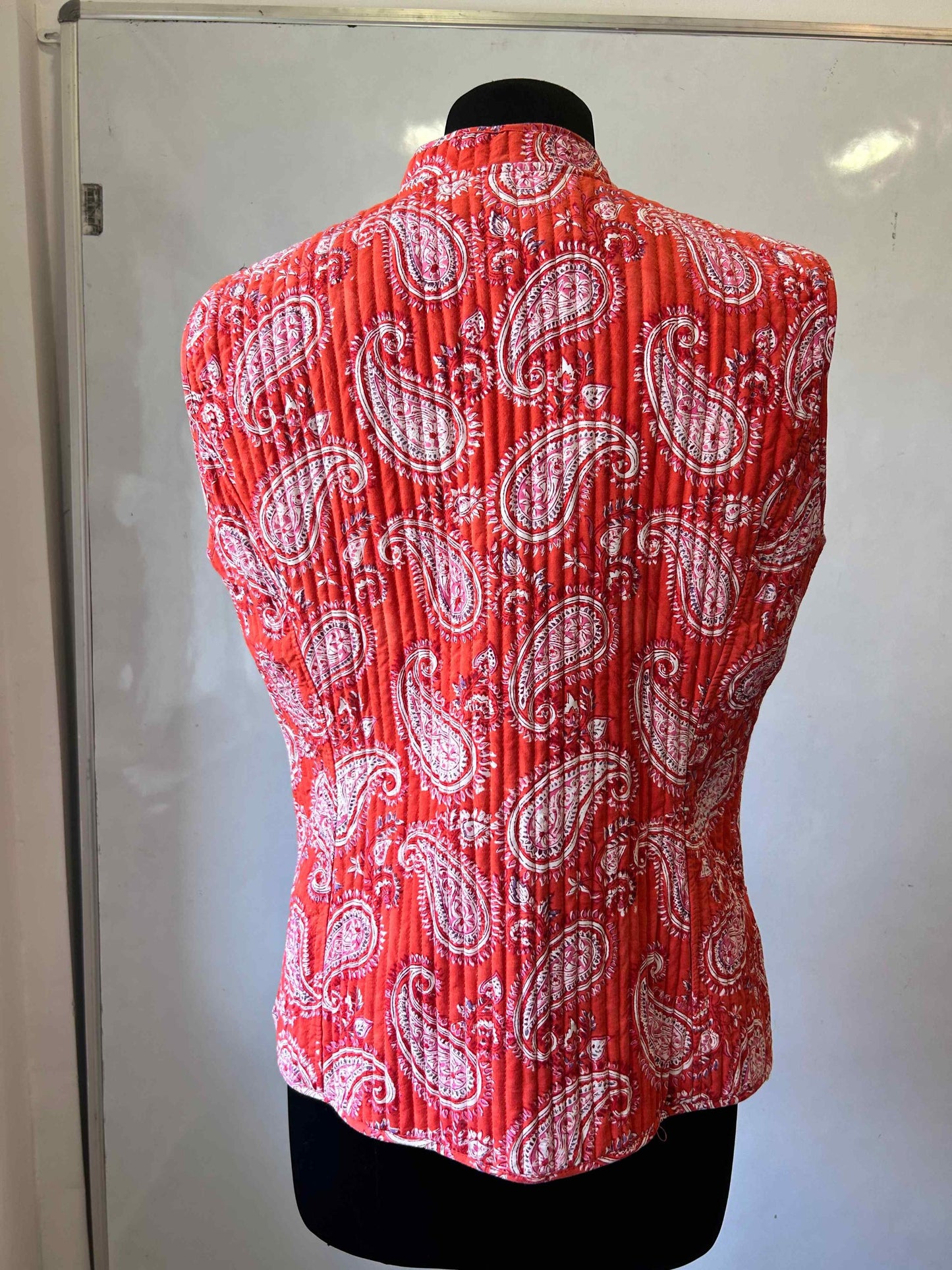 JACKET CUT SLEEVE QUILTED ORANGE